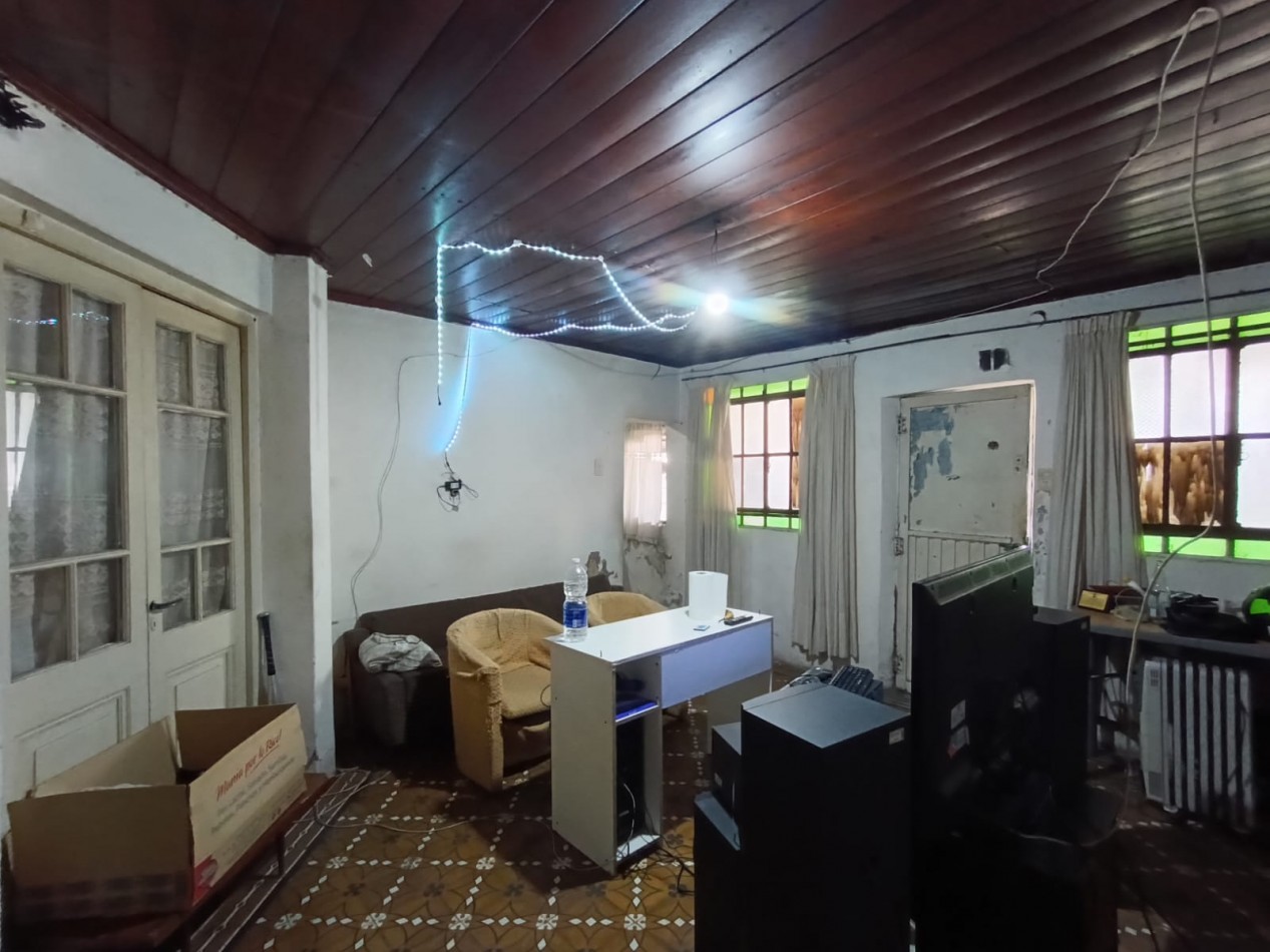 Casa y local en venta